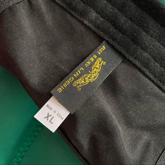 Relisted in my closet! 
🍄 Green Corset Lingerie Top Plus Size - Picture 5 of 6